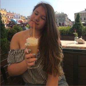 Meet your Posher, Natalia